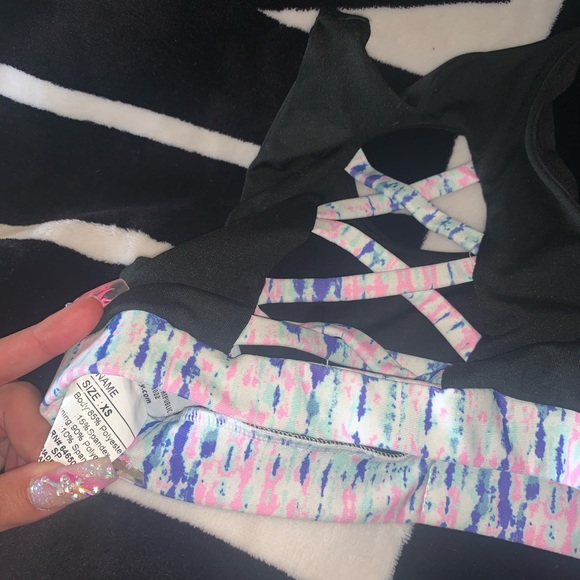 Victoria Secret Bras - Picture 3 of 7